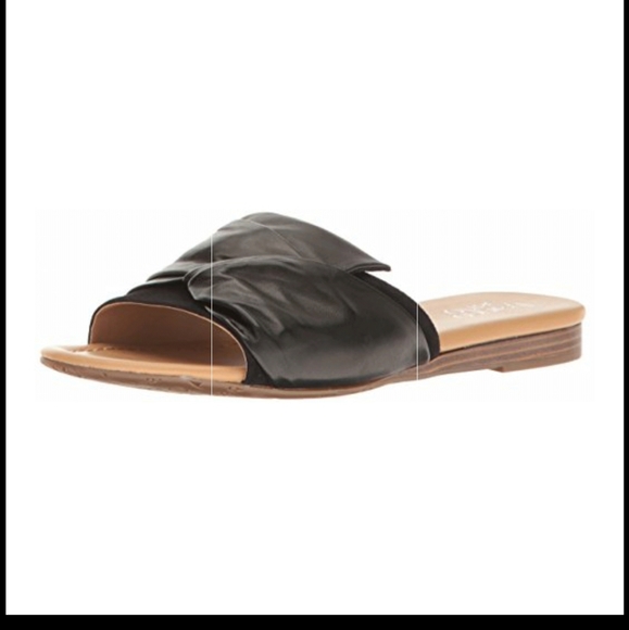 Franco Sarto Shoes - Franco Sarto Gracelyn Slide Black Flat Sandal